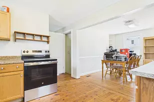5 Barber St, Springfield, MA 01109 - Photo 21