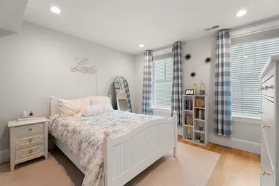 9 Belmont Street, Boston, MA 02129 - Photo 17