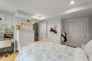 9 Belmont St, Boston, MA 02129 - Photo 19