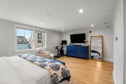 9 Belmont Street, Boston, MA 02129 - Photo 13