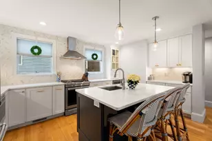 9 Belmont St, Boston, MA 02129 - Photo 9