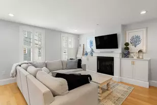 9 Belmont St, Boston, MA 02129 - Photo 3