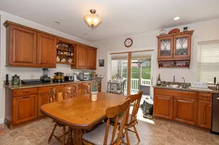 30 Orchard St, Amesbury, MA 01913 - Photo 3