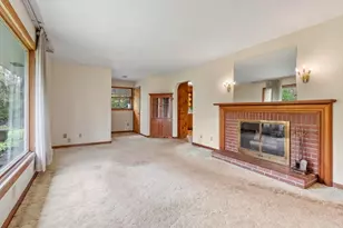 614 Parker St, Gardner, MA 01440 - Photo 11
