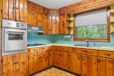 614 Parker St, Gardner, MA 01440 - Photo 15