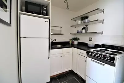 32 Winchester St # 8, Brookline, MA 02446 - Photo 5