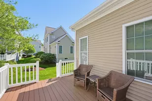 4 Daisy Ln, Raynham, MA 02767 - Photo 33