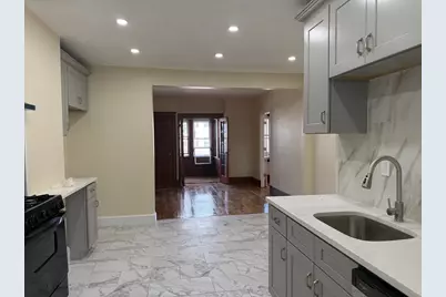 196 W Squantum St #1, Quincy, MA 02171 - Photo 3