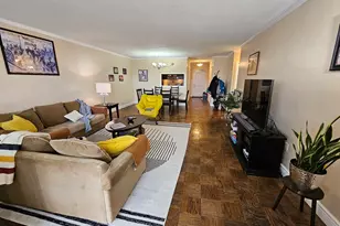 8 Whittier Pl, Boston, MA 02114 - Photo 11