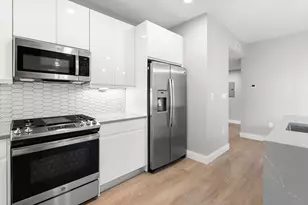 277 Border St, Boston, MA 02128 - Photo 15