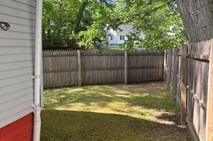 139 Tiffany St, Springfield, MA 01108 - Photo 5