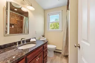 17 Blackthorne Cir, Hopkinton, MA 01748 - Photo 15