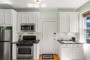 99 Perry St, Brookline, MA 02445 - Photo 11