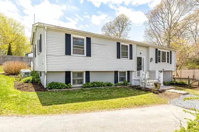 10 Albert Rd, Bourne, MA 02559 - Photo 1
