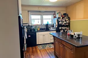 20 Joseph St, Medford, MA 02155 - Photo 7