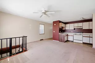 19-21 Wedgewood Cir, Springfield, MA 01129 - Photo 23