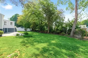 60 Pond Ln, Randolph, MA 02368 - Photo 9