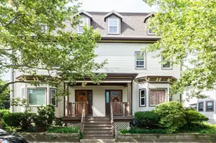 14 Arlington St, Somerville, MA 02145 - Photo 9