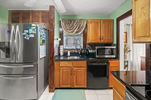 93 Baxter Ave, Quincy, MA 02169 - Photo 11