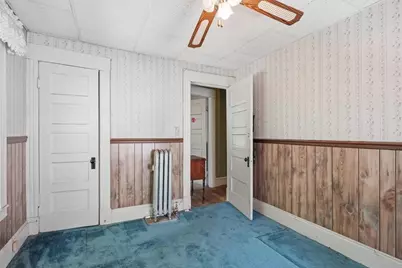 17 Wedge St, Lowell, MA 01851 - Photo 25