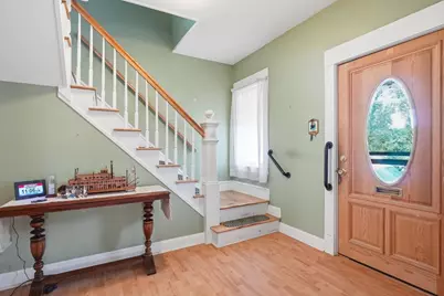 17 Wedge St, Lowell, MA 01851 - Photo 5