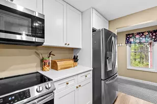 1 Marc Dr, Plymouth, MA 02360 - Photo 5