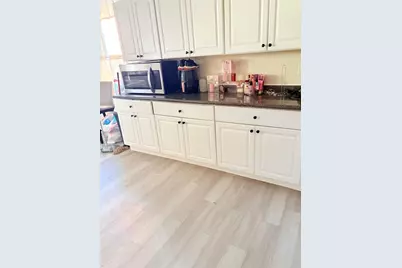 179-183 Walnut Street, Holyoke, MA 01040 - Photo 11