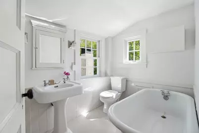 1327 Tremont St, Duxbury, MA 02332 - Photo 21