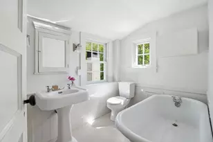 1327 Tremont St, Duxbury, MA 02332 - Photo 21
