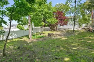 64 Hillcrest Rd, Waltham, MA 02451 - Photo 31