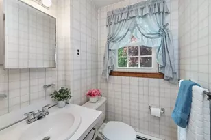 64 Hillcrest Rd, Waltham, MA 02451 - Photo 15