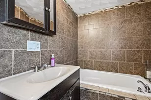96 Cleveland Ave, Everett, MA 02149 - Photo 7