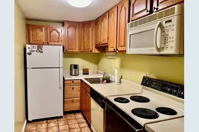 41 Leonard Rd #41, Boxborough, MA 01719 - Photo 3