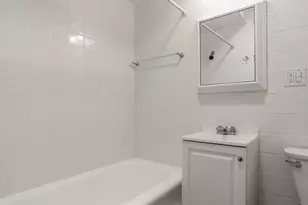 124 Bowdoin St, Boston, MA 02108 - Photo 13