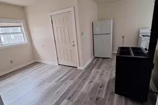 85 Beetle St, New Bedford, MA 02746 - Photo 1