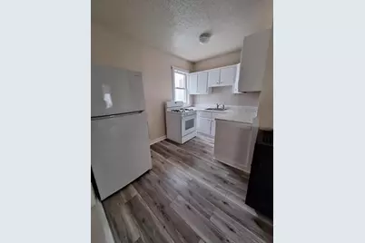 85 Beetle St #2N, New Bedford, MA 02746 - Photo 5
