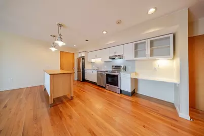 351 Pleasant St #9, Northampton, MA 01060 - Photo 7