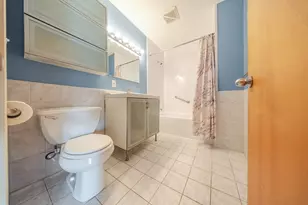 351 Pleasant St, Northampton, MA 01060 - Photo 29