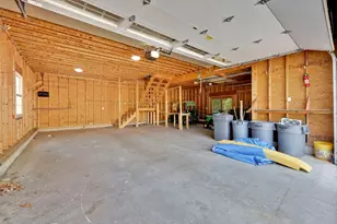 543 Amostown Rd, West Springfield, MA 01089 - Photo 33