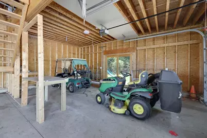 543 Amostown Road, West Springfield, MA 01089 - Photo 35