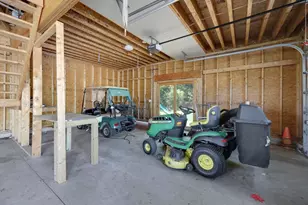 543 Amostown Rd, West Springfield, MA 01089 - Photo 35