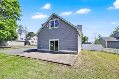 543 Amostown Road, West Springfield, MA 01089 - Photo 9