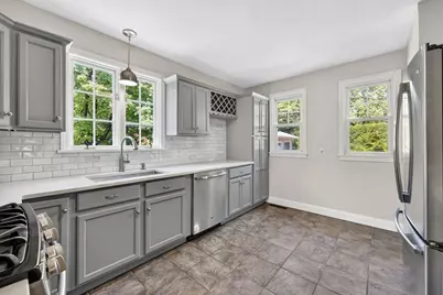 543 Amostown Road, West Springfield, MA 01089 - Photo 13