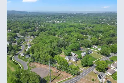 543 Amostown Road, West Springfield, MA 01089 - Photo 37