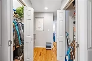 19 Upton St, Boston, MA 02118 - Photo 9