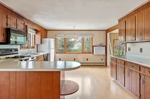 108 Lowell Rd, Pepperell, MA 01463 - Photo 9