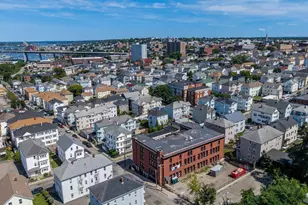 403 Division St, Fall River, MA 02721 - Photo 11