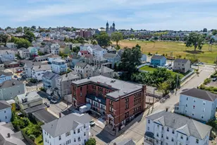 403 Division St, Fall River, MA 02721 - Photo 7