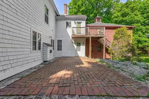 131 Elm St, Millbury, MA 01527 - Photo 19