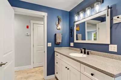 51 Bennett Rd, Fitchburg, MA 01420 - Photo 15